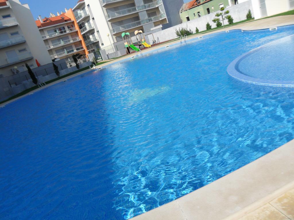 Alojamentos Campo & Mar - T1 Com Piscina São Martinho do Porto Eksteriør bilde