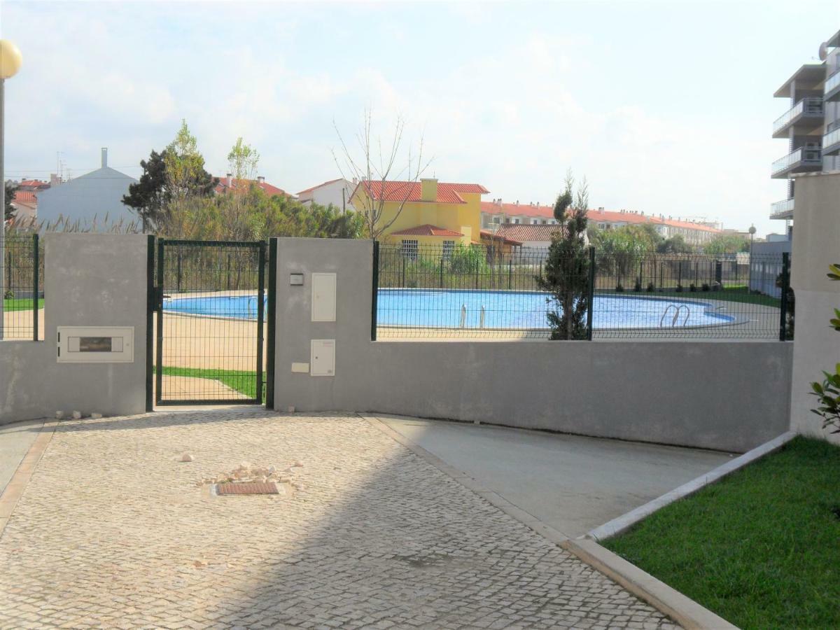 Alojamentos Campo & Mar - T1 Com Piscina São Martinho do Porto Eksteriør bilde